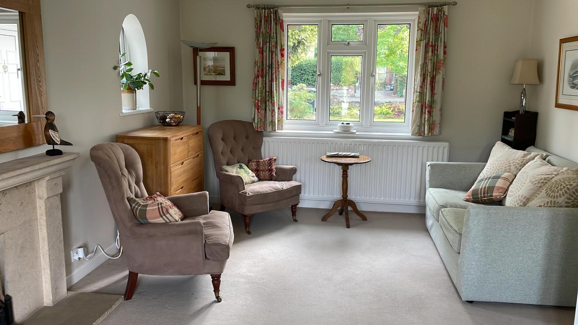 Charming Bournemouth House With Beautiful Spacious Gardens, 5 Min Drive To Beaches, Free Parking For 2-3 Cars Zewnętrze zdjęcie